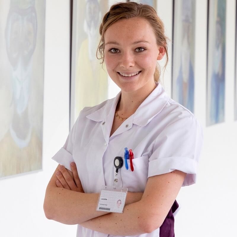 Laura Bor: ‘Palliatieve zorg is mooi om te verlenen, je kunt mensen echt helpen’ 